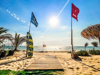 How to get to Artemida: Your quick beach escape from Athens